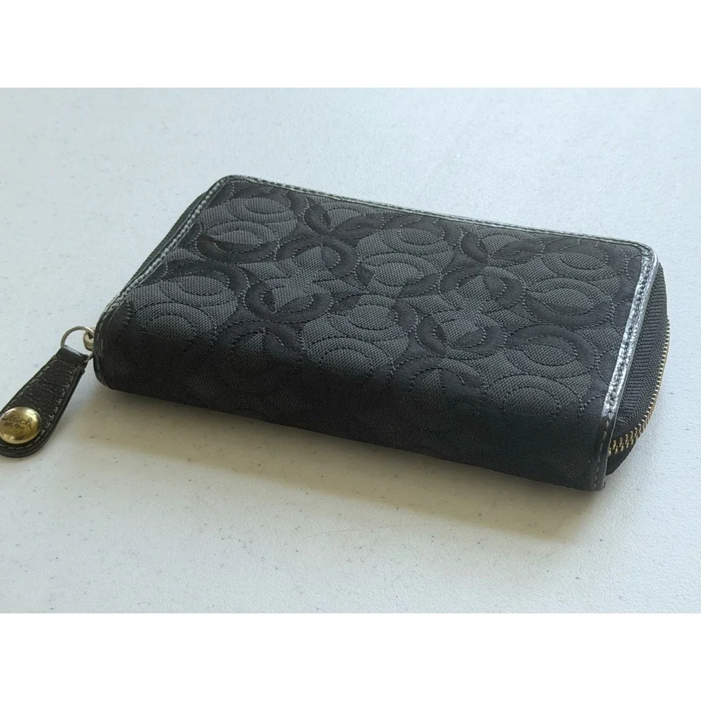 Vintage Coach Signature Stitch Black Op Art Stitched Wallet Card Holder